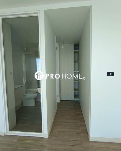 Activo Inmobiliario: Depto 1D con Restaurante y Piscina en Piso 28