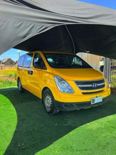 Hyundai H1 GL CRDI 2.5 (2012)