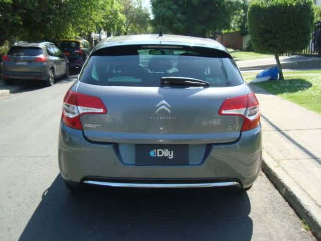 CITROEN C4 AÑO 2012 FULL EQUIPO