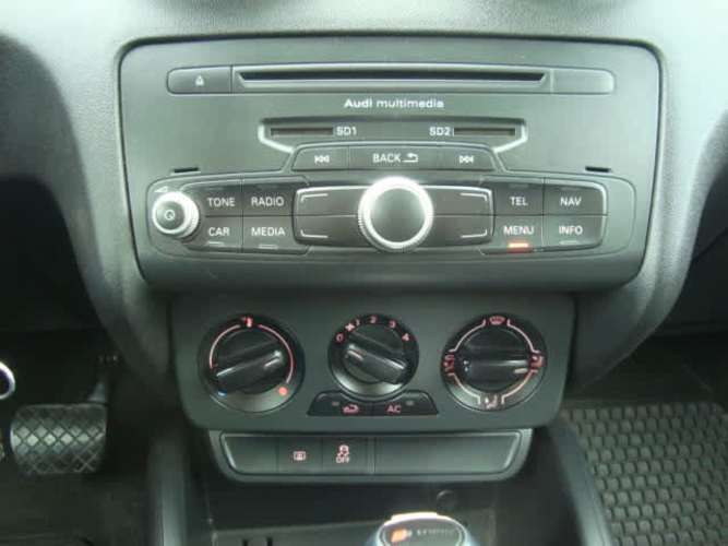 AUDI A1 AÑO 2012 FULL EQUIPO