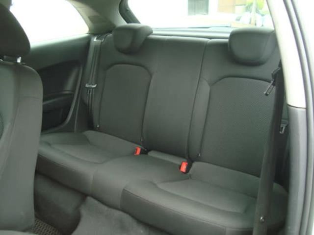 AUDI A1 AÑO 2012 FULL EQUIPO