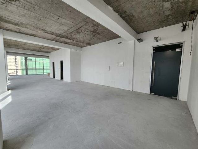 En Venta Oficina ubicada en el piso 8 - Torre Capital