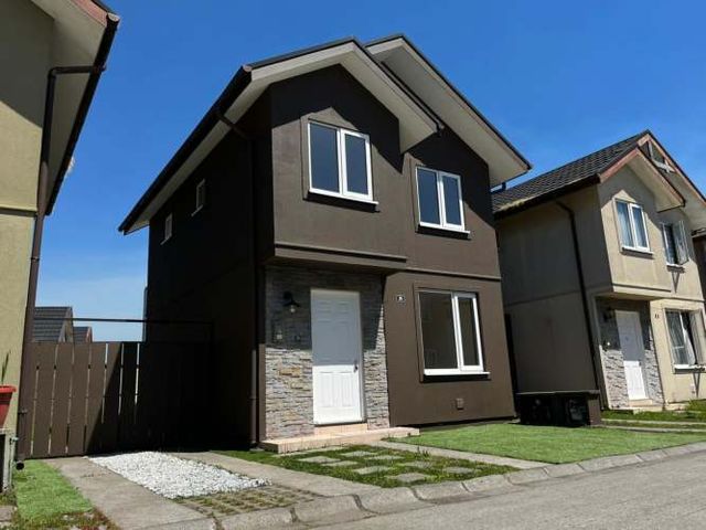 Casa Encantadora en Brisa del Sol, Talcahuano. ¡Lista para vivir!