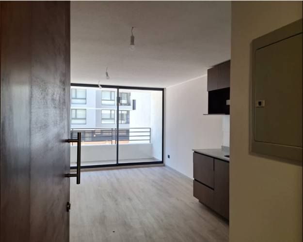 Nuevo, Amplio Y Luminoso, Con Estacionamiento