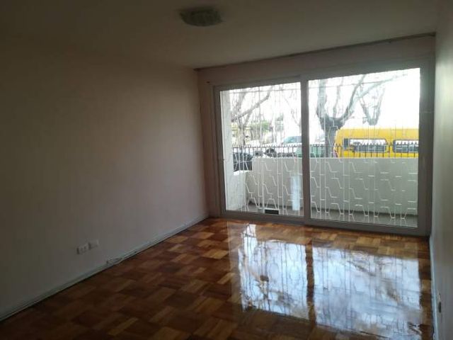 Año corrido , acogedor departamento 8 Norte sector Poniente