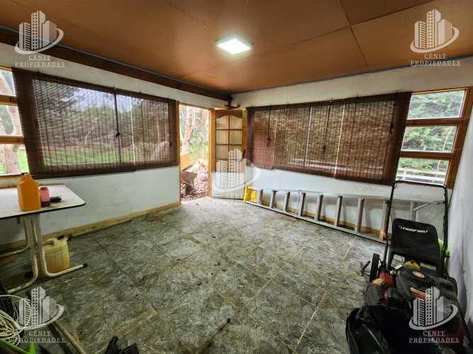 PARCELA CON CASA LONGAVÍ