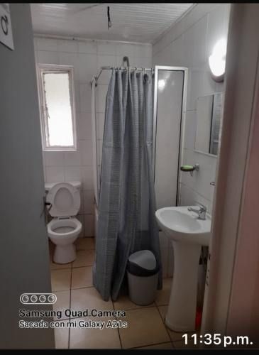 Arriendo piezas a estudiares o trabajador JOVEN.