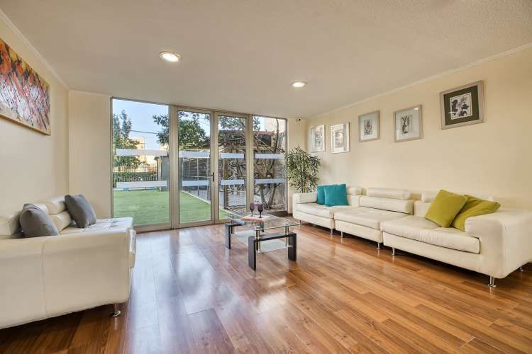 Alma Hipodromo [642-6]