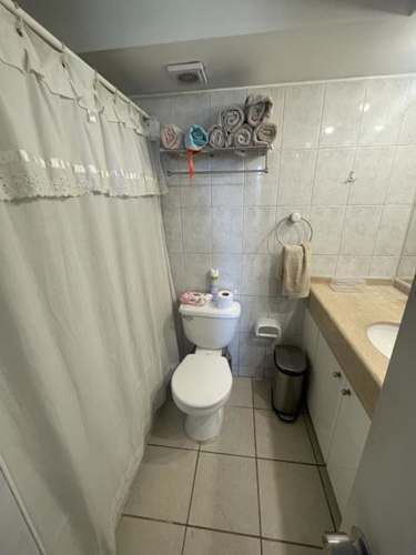 Vista Despejada Nor Oriente/Dos Estacionamientos