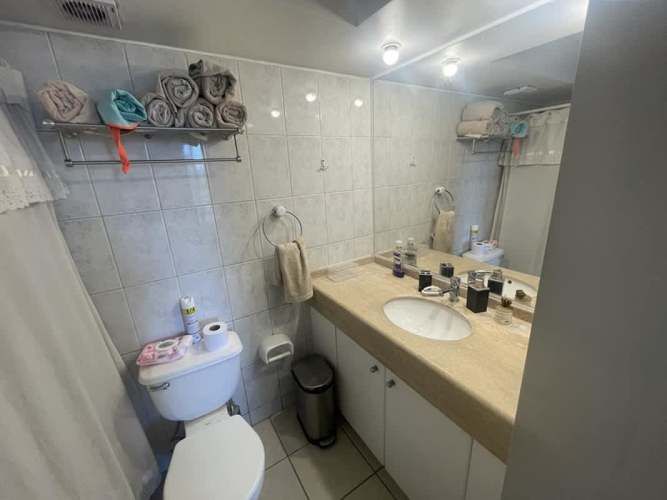 Vista Despejada Nor Oriente/Dos Estacionamientos