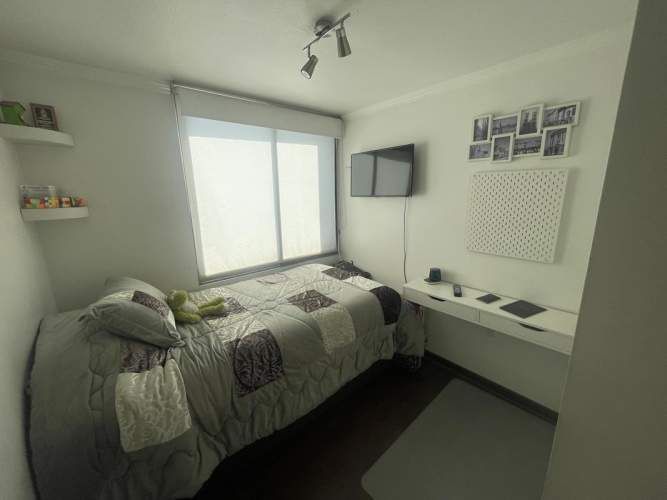 Vista Despejada Nor Oriente/Dos Estacionamientos