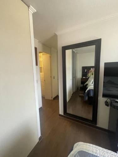 Vista Despejada Nor Oriente/Dos Estacionamientos