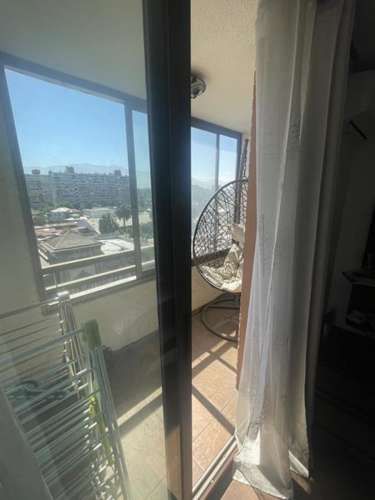 Vista Despejada Nor Oriente/Dos Estacionamientos