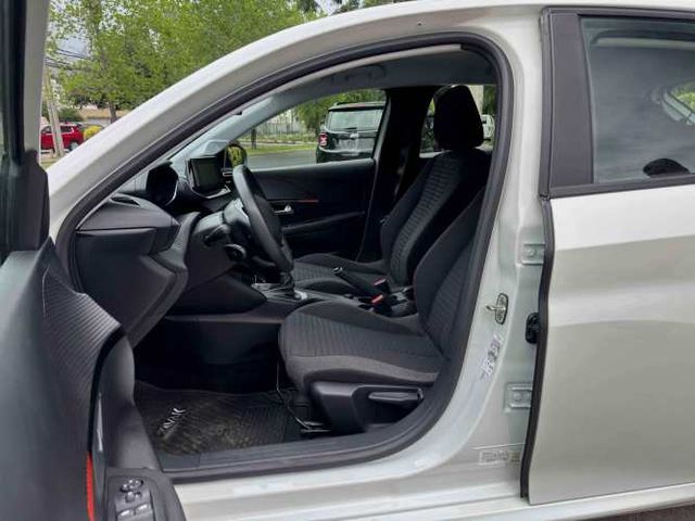 PEUGEOT 208 DIESEL 1.5 MEC 6 VEL SOLO 45.000 KM 2022