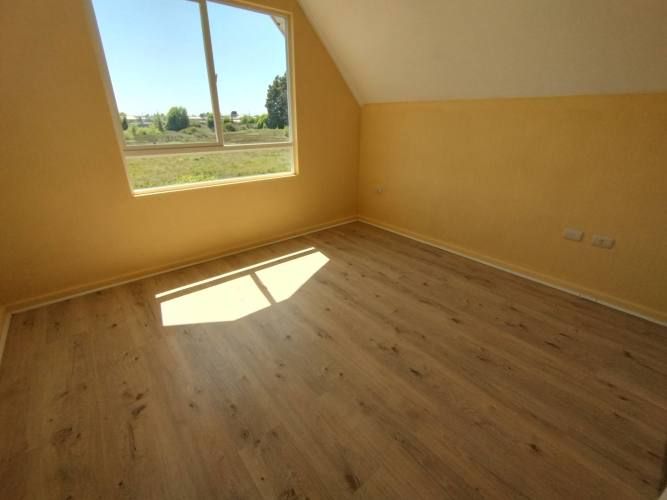 Cómoda casa en Valle San Pedro detrás del Colegio San Ignacio.