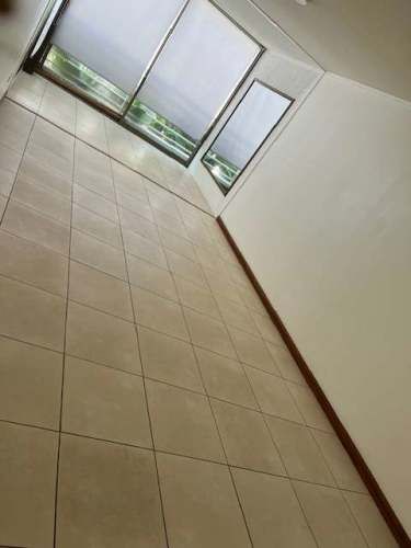 ARRIENDO DPTO EN CONDOMINIO LA GREDA, 2 HABITACIONES, 2 BAÑOS, 1° PISO.