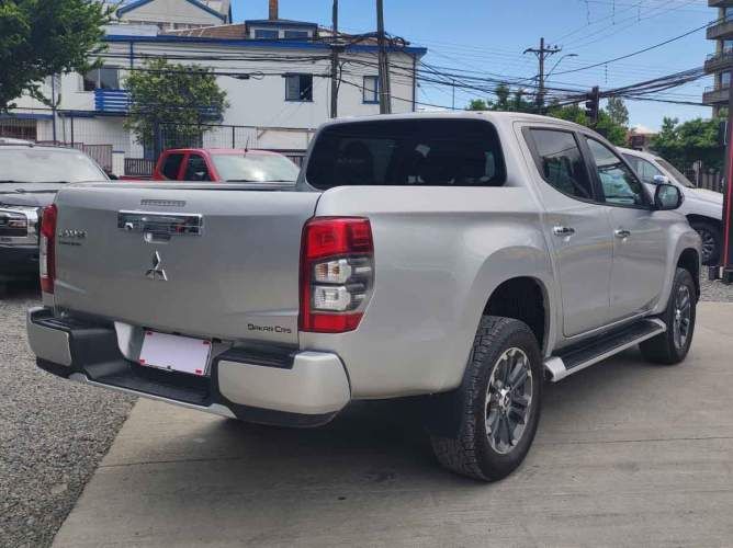 Mitsubishi L200 2023 New L-200 Dakar 2.4 Crs  At 4x4 Td E5