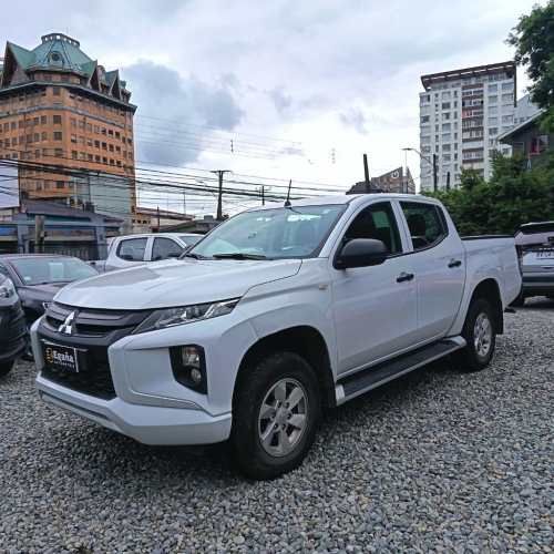 Mitsubishi L200 Work