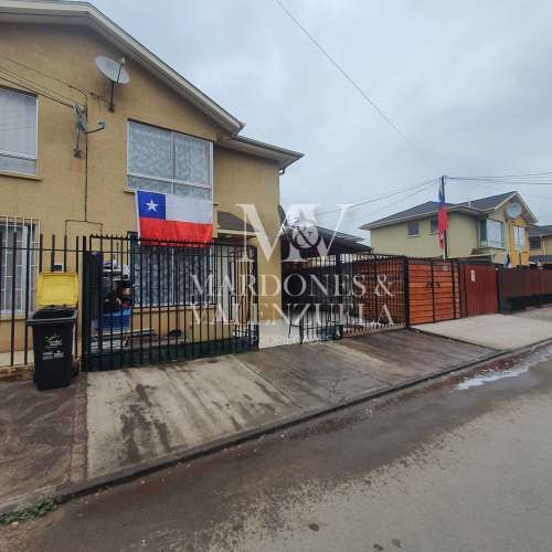 OFERTA, casa de 4D/2B en sector el Abrazo II (133533)