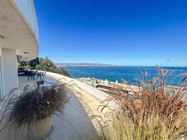 Arrienda depto con Vista despejada al Mar  (133469)