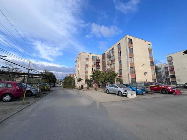 VENTA DEPARTAMENTO 2D Cerro Navia Condominio (133450)