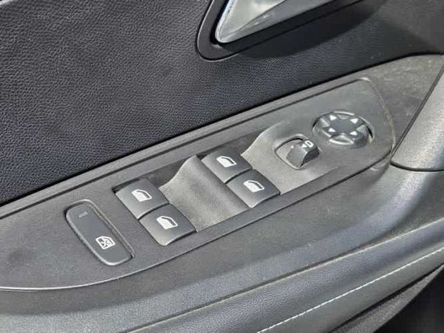 Peugeot 2008 Allure Bluehdi 130 At 2022