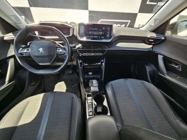 Peugeot 2008 Allure Bluehdi 130 At 2022