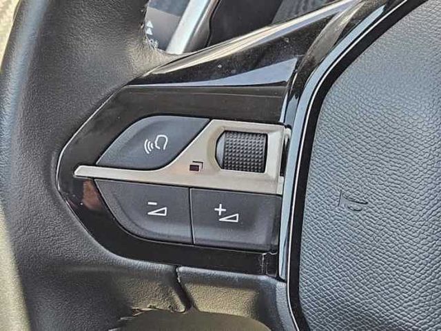 Peugeot 2008 Allure Bluehdi 130 At 2022