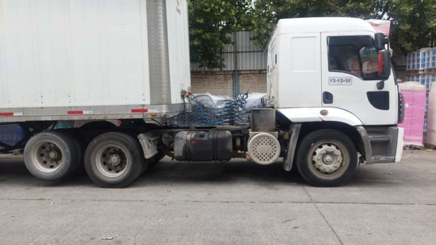 Tracto Camion Ford Cargo 1933 - Año 2013