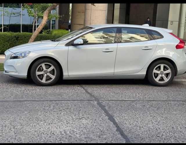 Vendo Volvo excelente estado