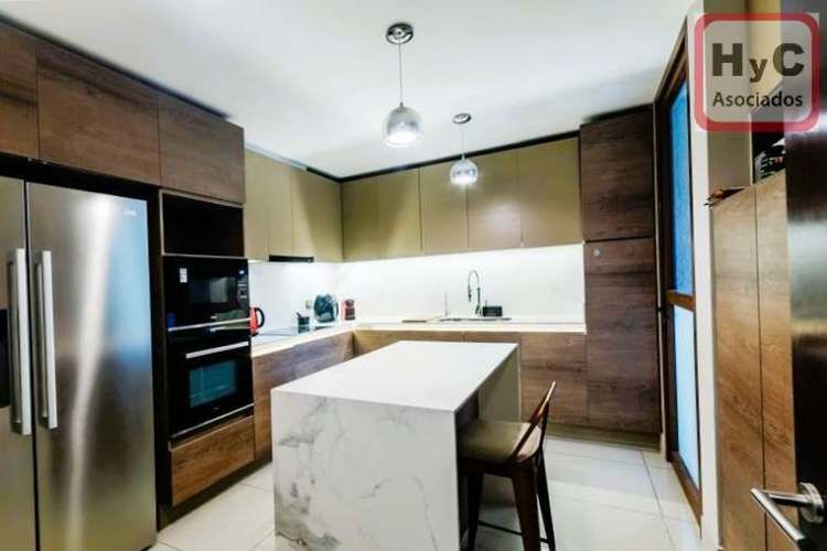 Ubicado en el piso 5