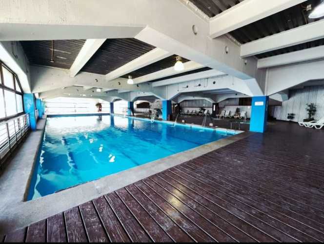 Departamento con vida de resort y gran ubicación, incluye estacionamiento y bodega