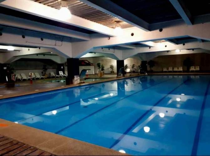 Departamento con vida de resort y gran ubicación, incluye estacionamiento y bodega