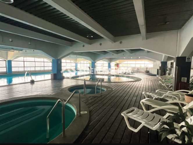 Departamento con vida de resort y gran ubicación, incluye estacionamiento y bodega