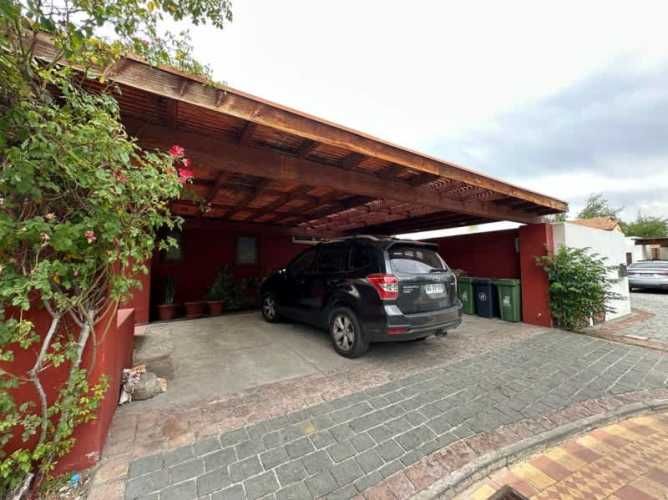 CASA EN PIEDRA ROJA, REAL OPORTUNIDAD