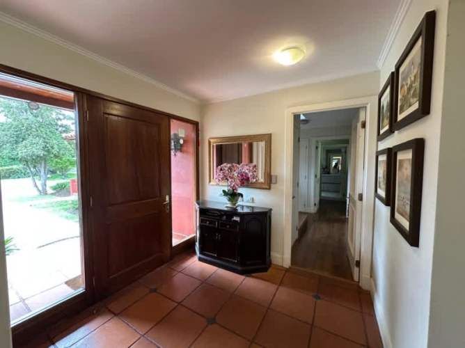 CASA EN PIEDRA ROJA, REAL OPORTUNIDAD