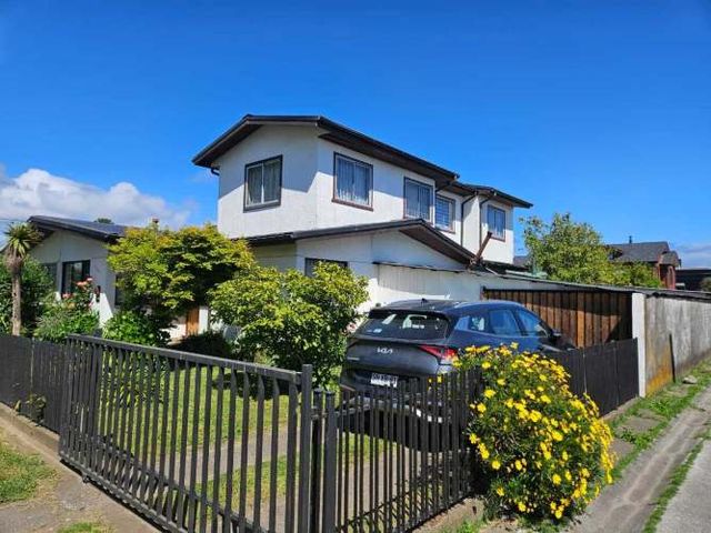 Venta Casa 5D 2B 4E Villa San Pedro de la paz (133556)