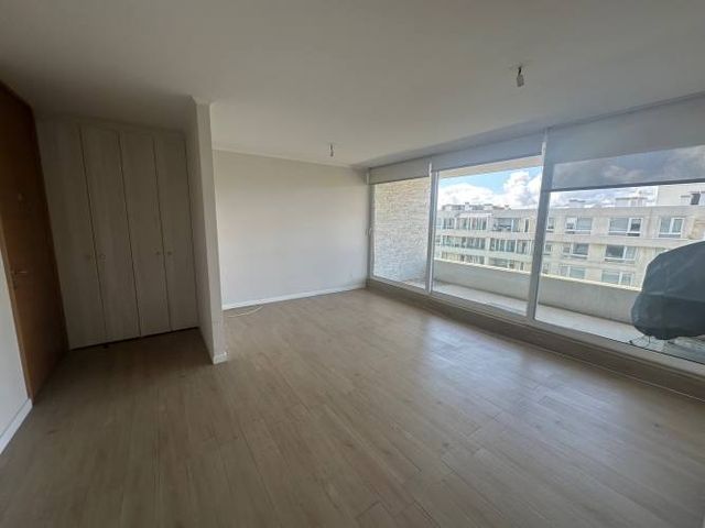 SE ARRIENDA DPTO 2D + 2B (Lomas San Sebastián)