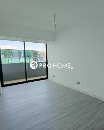 Arrienda Rápido: Depto 1D en Edificio &quot;Todo en Uno&quot; (Mall + Rooftop)