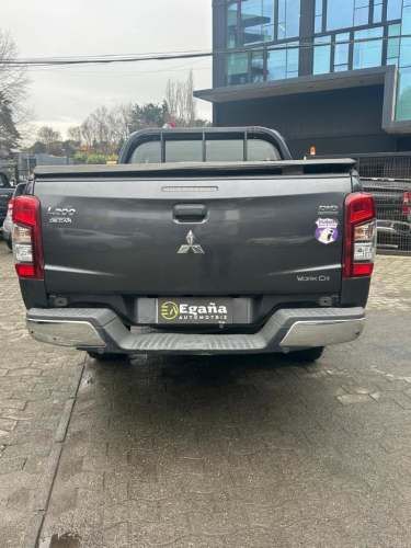 Mitsubishi L200 work 4x2