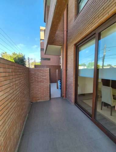 Departamento con PAtio en arriendo ubicado en La Llavería