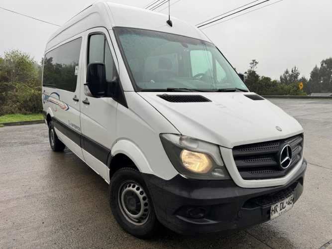 SE VENDE MINIBUS MERCEDES BENZ CD