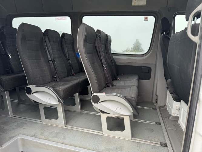 SE VENDE MINIBUS MERCEDES BENZ CD