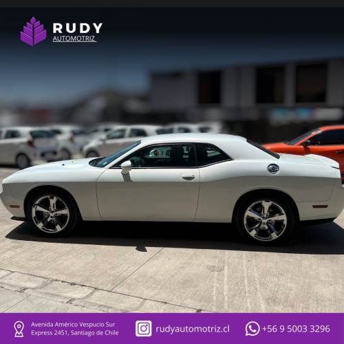 DODGE CHALLENGER 2013