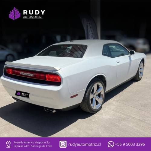 DODGE CHALLENGER 2013