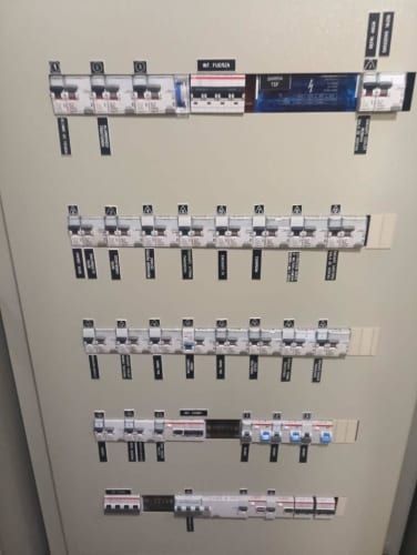 ELECTRICISTA Clase B