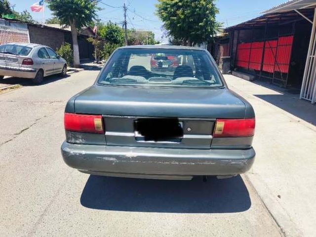 Se vende Nissan v16, excelente estado,a toda prueba y conversable.