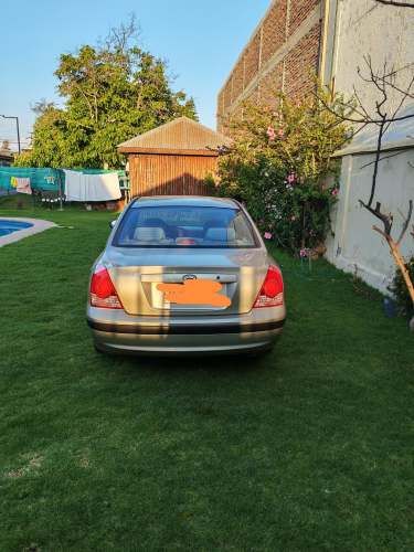 Hyundai  Elantra Automático