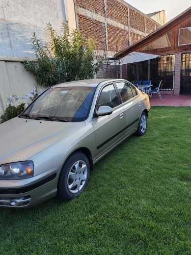 Hyundai  Elantra Automático