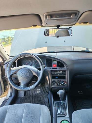 Hyundai  Elantra Automático